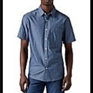Levi's Men's Casual Blue Button Down Shirt